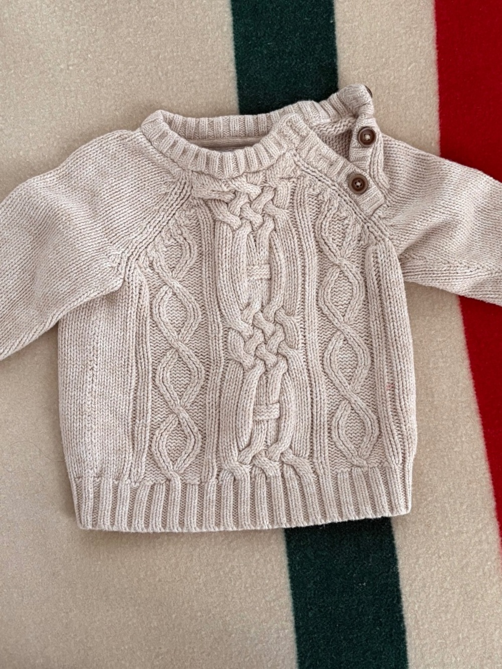 Old Navy White/Cream Cable Knit Sweater
